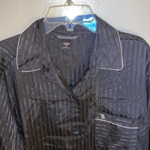 Victoria's Secret Black Satin Striped PJ Top - Picture 3 of 4